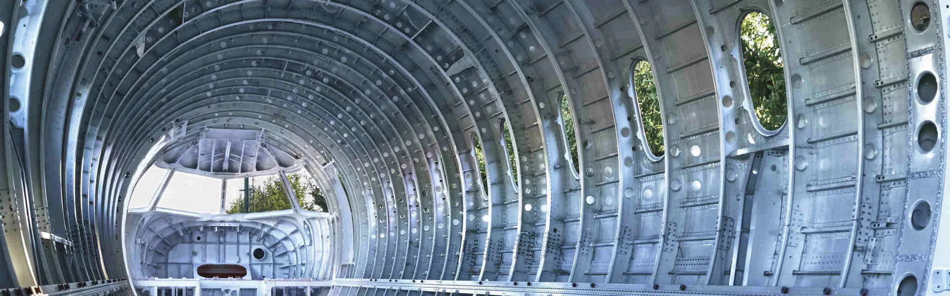 Sabbiatura criogenica delle superfici mediante proiezione di CO₂