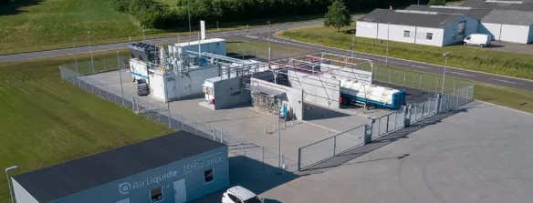 Air Liquide inaugura un sito pilota per la produzione di idrogeno privo di carbonio in Danimarca.