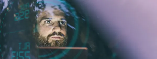 la presenza umana dietro la guida autonoma