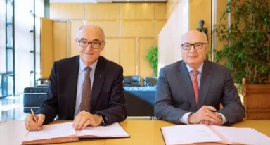 Air Liquide e Faurecia annunciano un Development Agreement per promuovere l'idrogeno per i veicoli pesanti