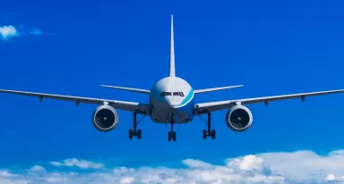 Aereo a idrogeno, la sfida per decarbonizzare l’aviazione