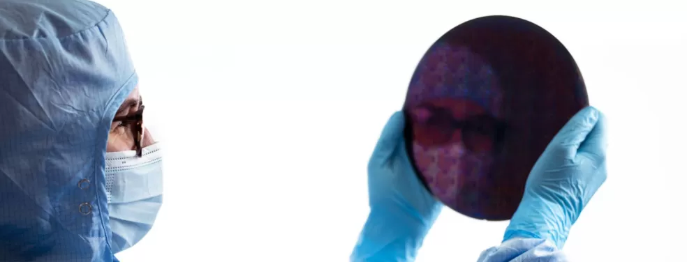 Air Liquide costruirà un nuovo impianto di produzione di gas industriale negli Stati Uniti per rifornire il nuovo stabilimento di uno dei  principali produttori mondiali di semiconduttori. Nell'ambito di un contratto a lungo termine, questa unità fornirà grandi volumi di gas industriali ad elevata purezza per la produzione di chip di memoria. Air Liquide investirà oltre 250 milioni di dollari USA in questa unità produttiva all'avanguardia.