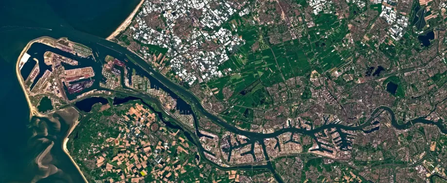 Air Liquide annuncia importanti investimenti per supportare la decarbonizzazione dell'Europa in collaborazione con TotalEnergies