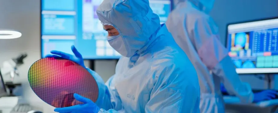 Air Liquide investirà oltre 250 milioni di euro per sostenere l'industria dei semiconduttori in Europa,  rafforzando la sua leadership nell'elettronica 