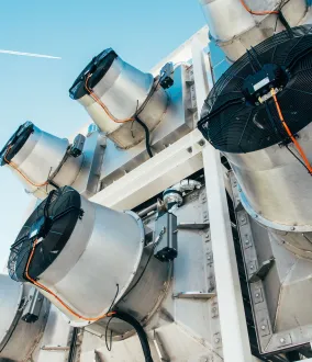 Carbagas und Climeworks: klimapositives Sprudelwasser entfernt CO2 aus der Atmosphäre