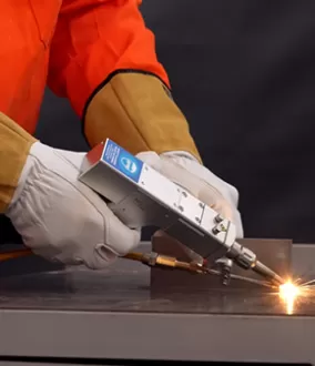 manual_laser_welding