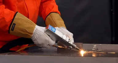 manual_laser_welding