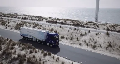 Decarbonizzare il trasporto pesante entrano in funzione i primi camion a idrogeno di Air Liquide nei Paesi Bassi